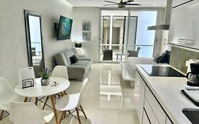 Stylish And Fancy Studio Next To 5Th Av Roof Pool Dk